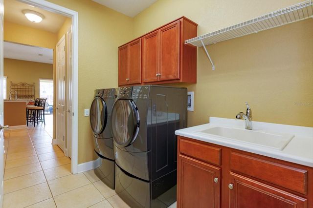 2759 MARIA ISABEL AVENUE, Ocoee, FL 34761