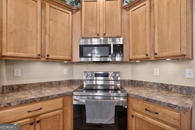 206 Brookwood Drive, Carrollton, GA 30117