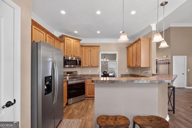 206 Brookwood Drive, Carrollton, GA 30117