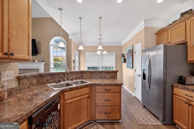 206 Brookwood Drive, Carrollton, GA 30117