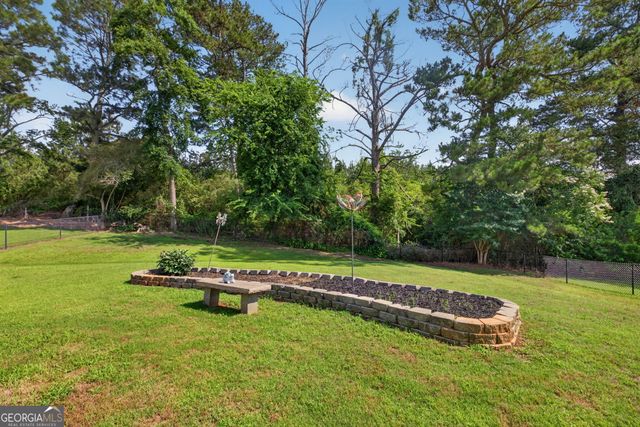 206 Brookwood Drive, Carrollton, GA 30117