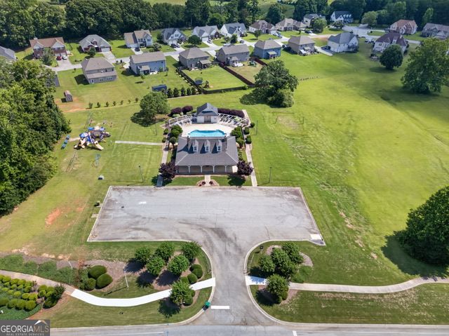 206 Brookwood Drive, Carrollton, GA 30117