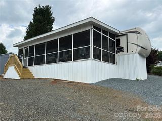 223 Grand View Drive, New London, NC 28127