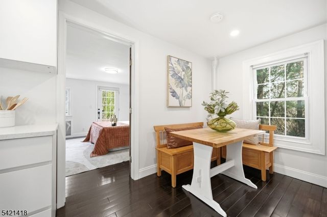 118 Spring St, Millburn Twp., NJ 07041