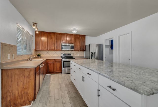 1713 Canvasback, Aubrey, TX 76227