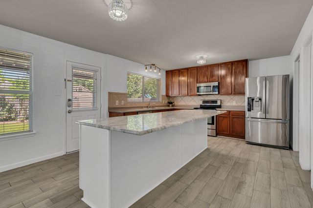 1713 Canvasback, Aubrey, TX 76227