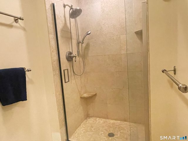 58 Heritage Lane, Stamford, CT 06903
