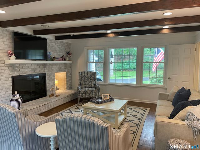 58 Heritage Lane, Stamford, CT 06903
