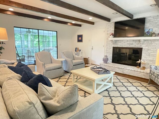 58 Heritage Lane, Stamford, CT 06903