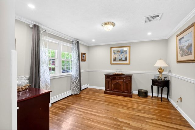 15 Jefferson Rd, Westford, MA 01886