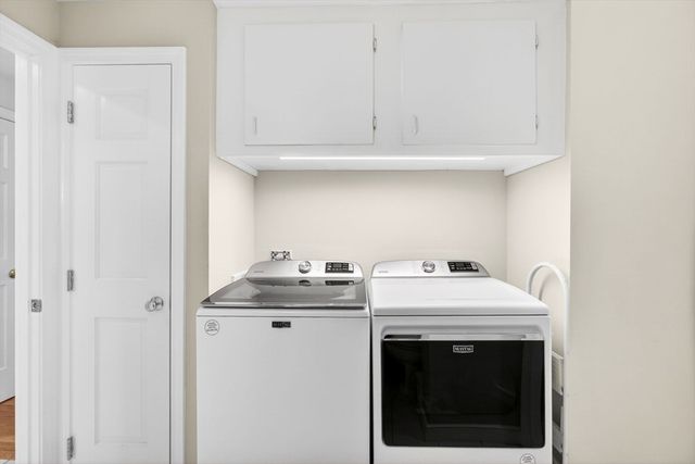 15 Jefferson Rd, Westford, MA 01886
