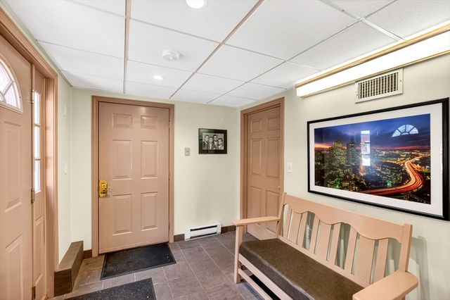 15 Jefferson Rd, Westford, MA 01886