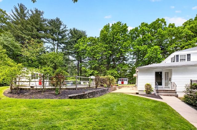 15 Jefferson Rd, Westford, MA 01886