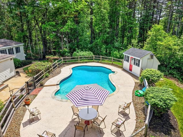 15 Jefferson Rd, Westford, MA 01886