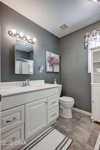 2718 S Wood Street, Galena, KS 66739