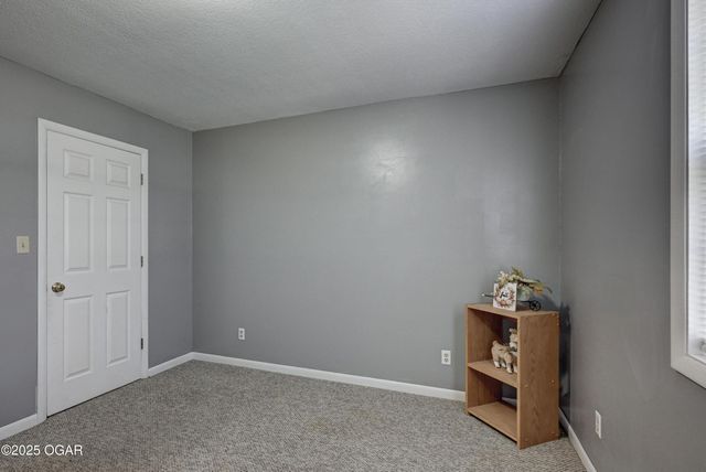 2718 S Wood Street, Galena, KS 66739