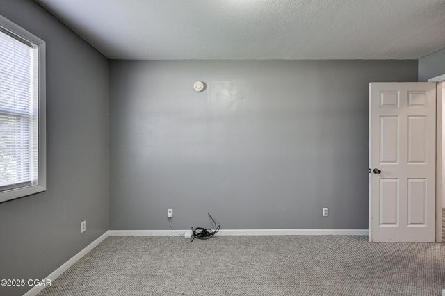 2718 S Wood Street, Galena, KS 66739