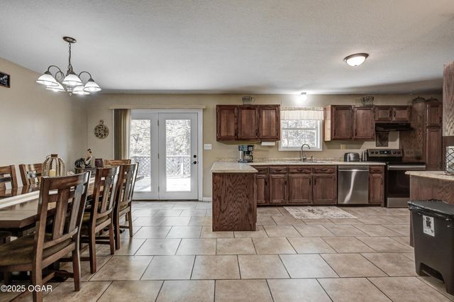 2718 S Wood Street, Galena, KS 66739