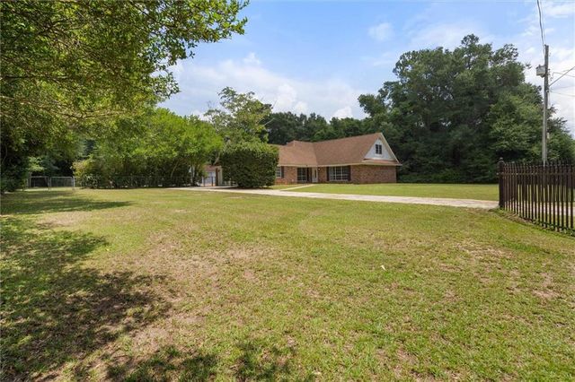 3401 Lacoste Road, Mobile, AL 36619