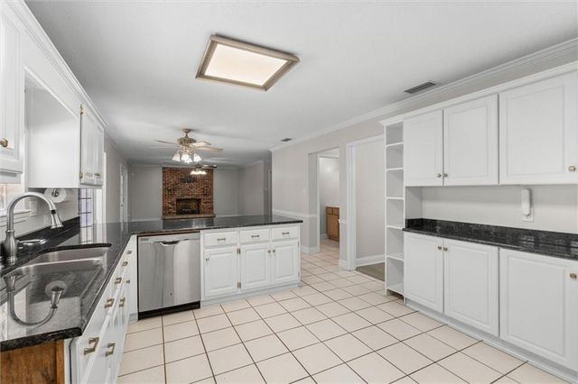 3401 Lacoste Road, Mobile, AL 36619