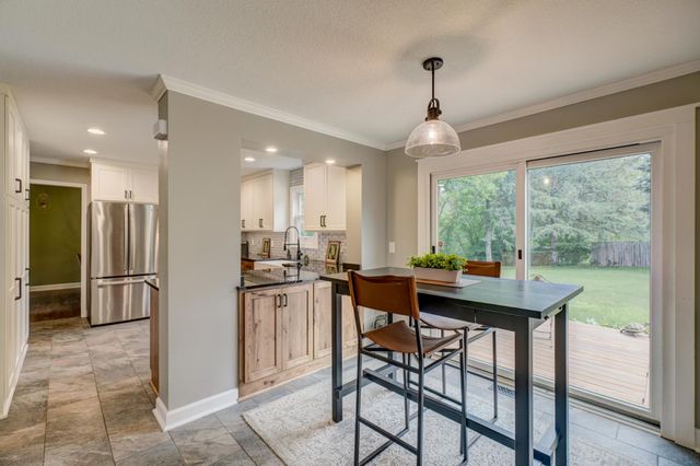 2414 Oakridge Court, Stillwater, MN 55082