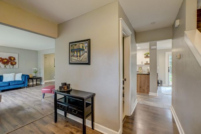 2414 Oakridge Court, Stillwater, MN 55082