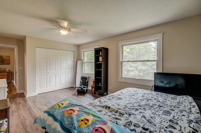 2414 Oakridge Court, Stillwater, MN 55082