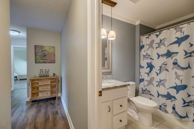 2414 Oakridge Court, Stillwater, MN 55082