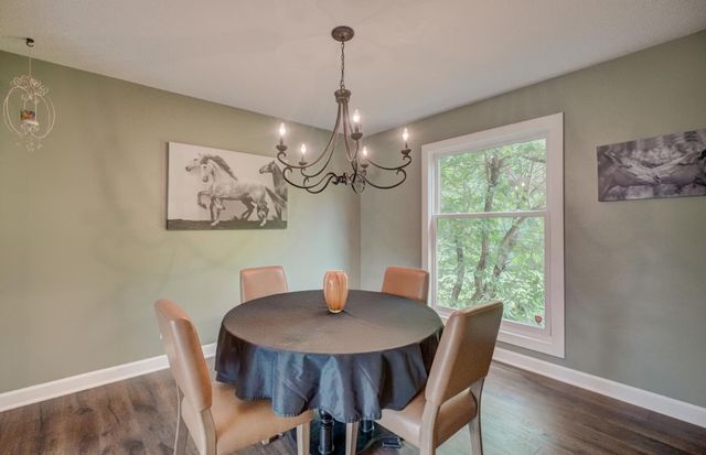2414 Oakridge Court, Stillwater, MN 55082