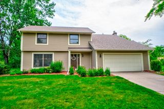2414 Oakridge Court, Stillwater, MN 55082