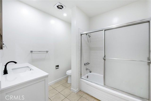 580 W Stocker 4, Glendale, CA 91202