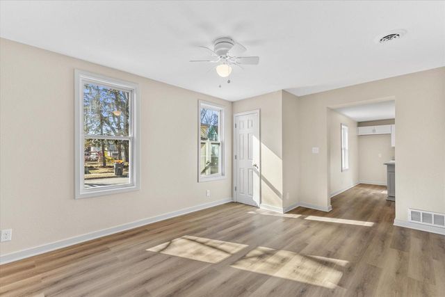 213 Maria STREET, Waukesha, WI 53188