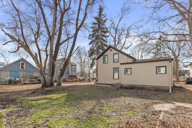 213 Maria STREET, Waukesha, WI 53188