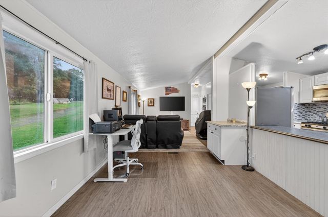 12507 Krosens Rd, Marysville, CA 95901