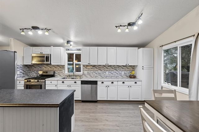 12507 Krosens Rd, Marysville, CA 95901