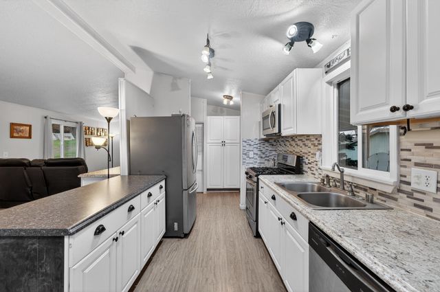 12507 Krosens Rd, Marysville, CA 95901