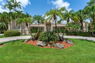 17494 SW 83rd Ct, Palmetto Bay, FL 33157