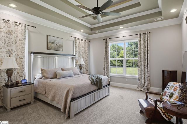 1000 Apple Valley Road, Duncan, SC 29334