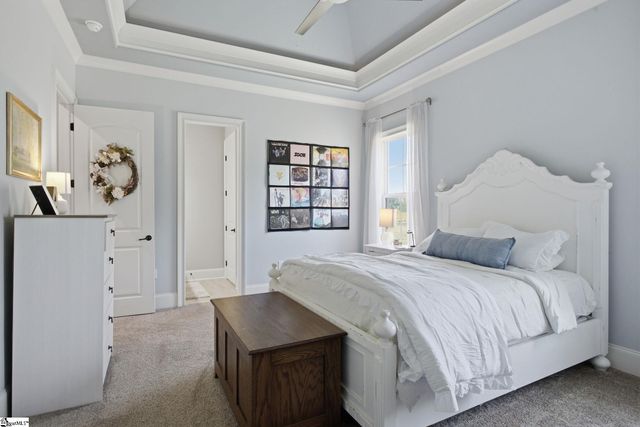 1000 Apple Valley Road, Duncan, SC 29334