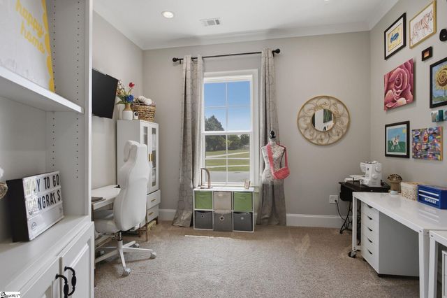 1000 Apple Valley Road, Duncan, SC 29334