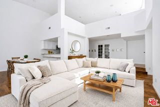 12011 Goshen Avenue 305, Los Angeles, CA 90049