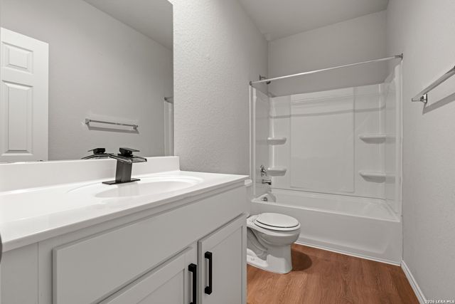 14606 Hackamore Way, Elmendorf, TX 78112