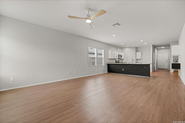 14606 Hackamore Way, Elmendorf, TX 78112