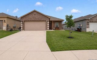 14606 Hackamore Way, Elmendorf, TX 78112