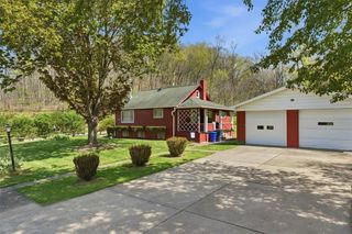 2038 Hookstown Grade Rd, Findlay Twp, PA 15026