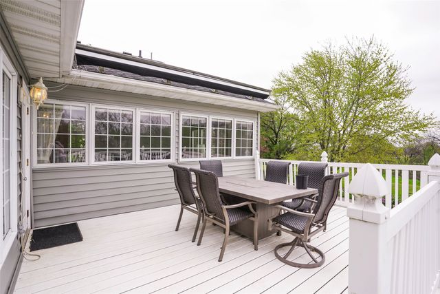 7333 SE 6th Avenue, Pleasant Hill, IA 50327