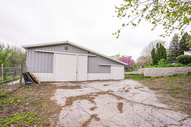 7333 SE 6th Avenue, Pleasant Hill, IA 50327