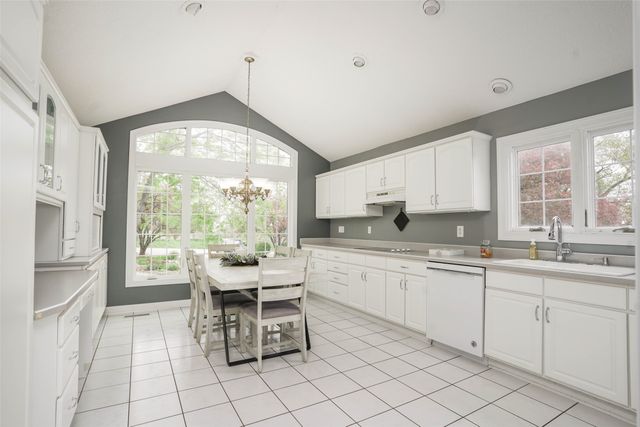 7333 SE 6th Avenue, Pleasant Hill, IA 50327