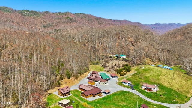 1505 Williams Hollow Road, Big Stone Gap, VA 24219