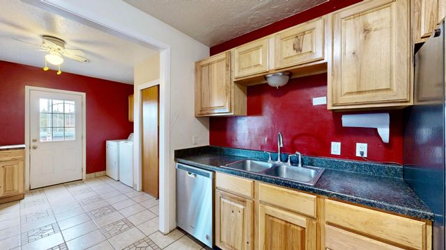 10574 Nm 337, Tijeras, NM 87059